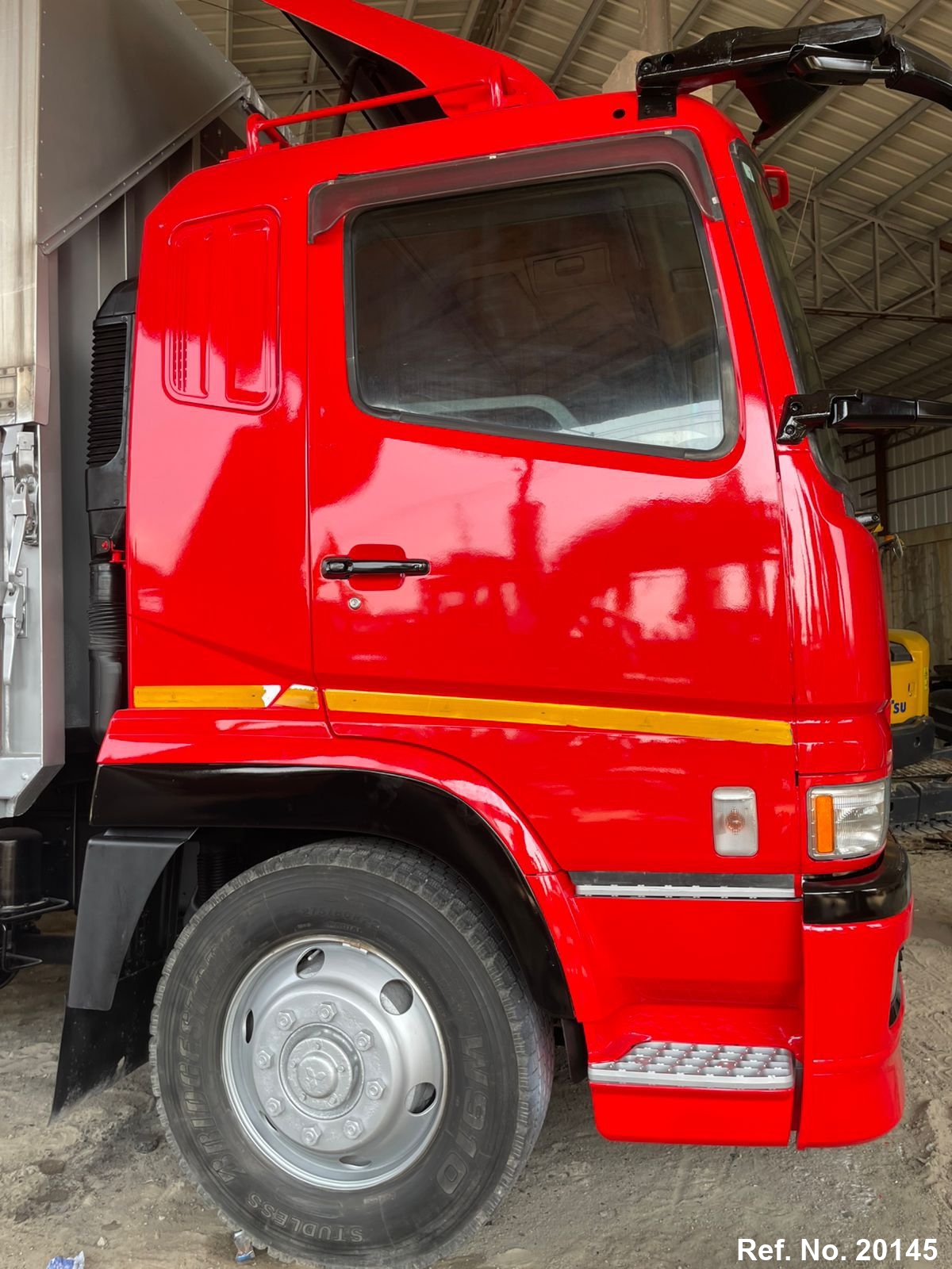  Mitsubishi / Super Great Stock No. 20145